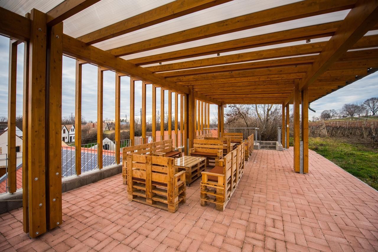 Knáb Panzió Nemesnadudvar Exterior foto